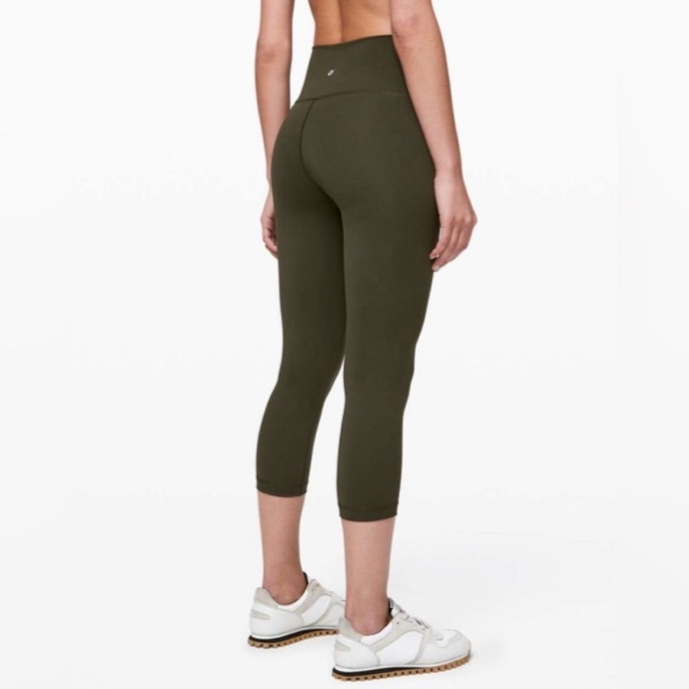 Lululemon Wunder Under Crop 21”